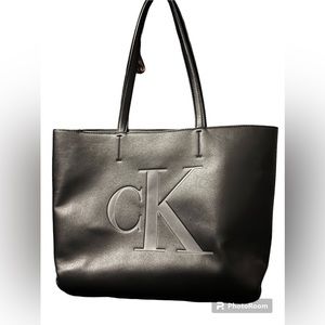 CALVIN KLEIN TOTE BAG BRAND NEW